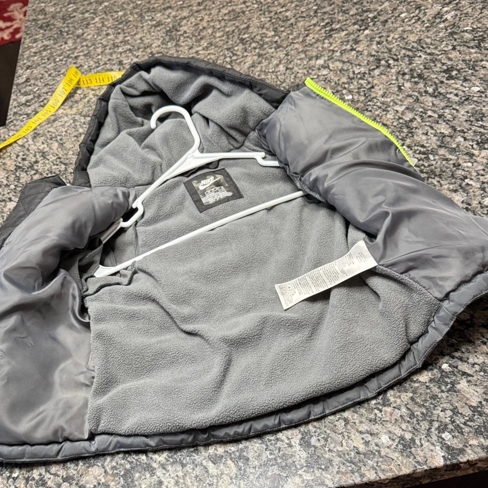 Nike Black and Gray Jacket with Neon Yellow Details XS 4T